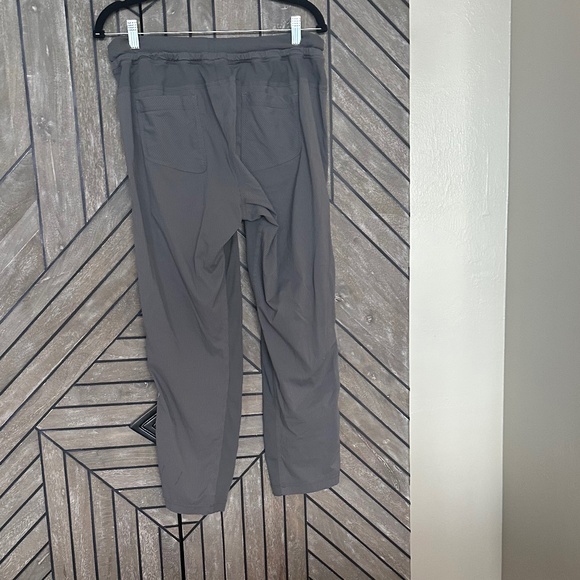 Lululemon Street To Studio Pant II *Unlined 28" Gray Size 12 - Picture 5 of 6